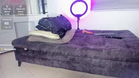 Snapshot of dereckhardd chatting on January 13, 2026, 8:30 am dereckhardd online show from January 13, 2026, 8:30 am