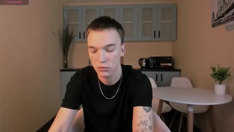 Snapshot of derek_banville chatting on November 13, 2025, 7:24 pm Derek online show from November 13, 2025, 7:24 pm