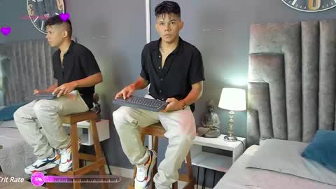 Derek Hussain online show from December 22, 2024, 11:11 am