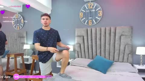 Derek Hussain online show from December 29, 2024, 7:43 pm