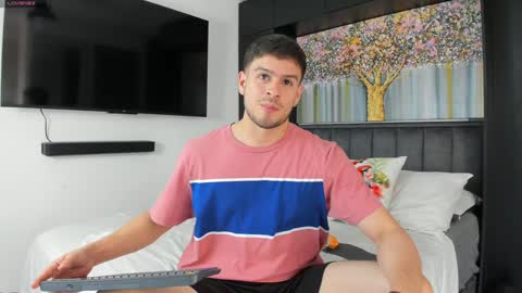 Derek Hussain online show from January 28, 2025, 8:58 pm