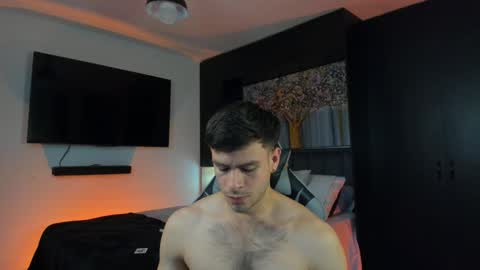 Derek Hussain online show from September 15, 2025, 9:04 pm