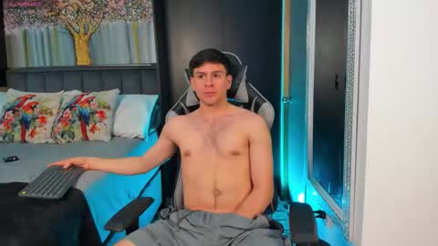 Derek Hussain online show from September 23, 2025, 1:19 am