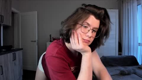 Snapshot of derek_shameless chatting on April 27, 2026, 5:33 pm Derek online show from April 27, 2026, 5:33 pm