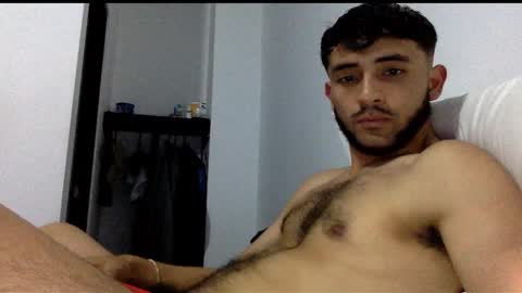 Snapshot of derek_smiith chatting on November 20, 2025, 2:23 am Derek smiith online show from November 20, 2025, 2:23 am