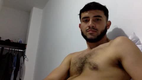 Snapshot of derek_smiith chatting on December 2, 2025, 5:24 am Derek smiith online show from December 2, 2025, 5:24 am