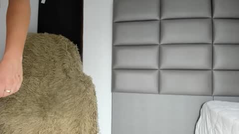 monster   cock online show from November 14, 2025, 9:02 pm