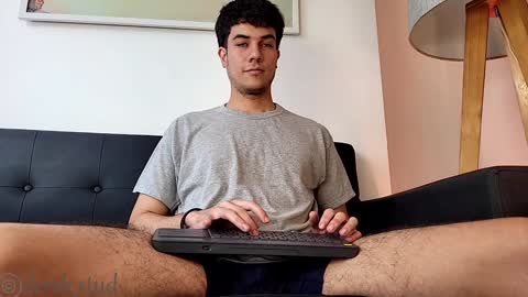 Snapshot of derek_stud_ chatting on December 28, 2024, 7:22 pm Derek independent model online show from December 28, 2024, 7:22 pm