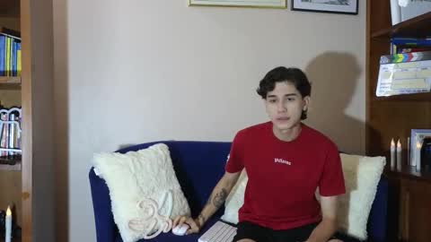 Snapshot of derekswan chatting on December 14, 2025, 1:11 am Derek online show from December 14, 2025, 1:11 am