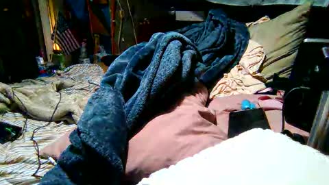 derick1961 online show from January 15, 2026, 5:23 am