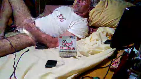 derick1961 online show from February 20, 2026, 5:37 am