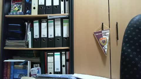 Snapshot of derkleineliebling chatting on June 13, 2026, 11:02 pm derkleineliebling online show from June 13, 2026, 11:02 pm
