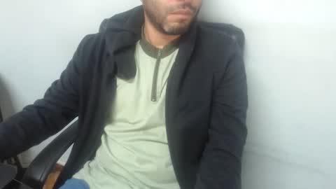 Snapshot of derrik_ chatting on April 22, 2026, 9:55 am online show from April 22, 2026, 9:55 am