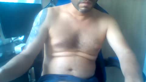 Snapshot of derrik_ chatting on July 30, 2026, 7:13 pm online show from July 30, 2026, 7:13 pm