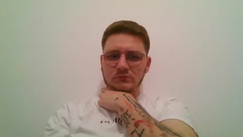 dervechi online show from December 14, 2025, 11:42 pm