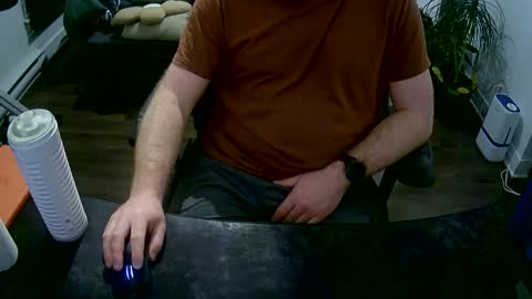 desdisdes online show from March 4, 2026, 1:44 am