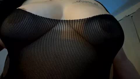 deseemora99 online show from September 16, 2025, 7:31 am