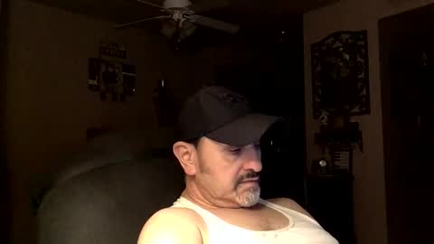 Snapshot of desertdaddy658488 chatting on February 19, 2026, 1:56 am desertdaddy658488 online show from February 19, 2026, 1:56 am