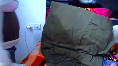 Snapshot of desi_punjabn chatting on January 14, 2025, 3:43 am simran online show from January 14, 2025, 3:43 am