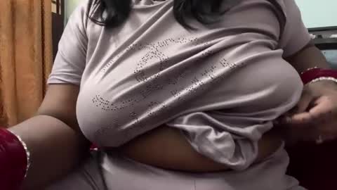 Snapshot of desi_punjabn chatting on October 11, 2025, 3:17 am simran online show from October 11, 2025, 3:17 am