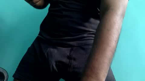 desiguylund online show from October 13, 2025, 2:55 am