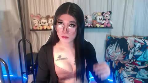 LORINE online show from September 24, 2025, 9:29 pm