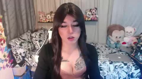 LORINE online show from October 14, 2025, 6:03 am
