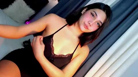 Snapshot of desirable_rica chatting on December 15, 2025, 8:57 pm desirable_rica online show from December 15, 2025, 8:57 pm