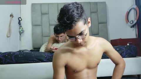 desire4duo online show from May 1, 2026, 8:41 am