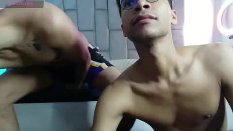 desire4duo online show from May 2, 2026, 9:47 am