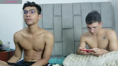 desire4duo online show from August 6, 2026, 12:29 pm
