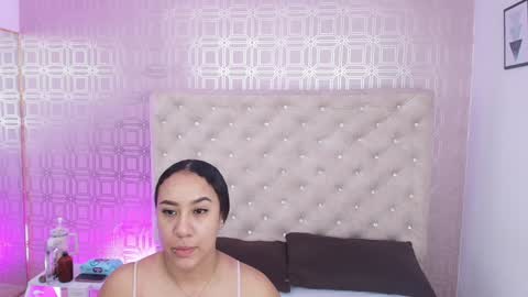 Snapshot of desire_sara chatting on February 3, 2025, 12:25 pm Sara Desire online show from February 3, 2025, 12:25 pm