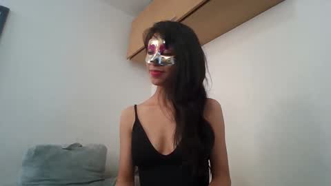 desirebeth online show from October 21, 2025, 6:41 pm
