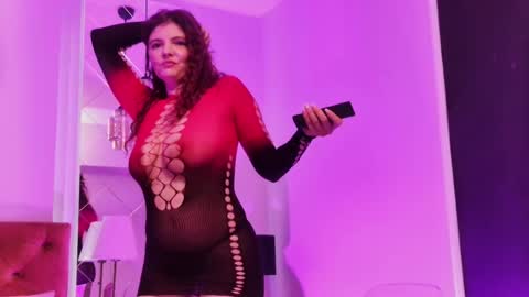 Snapshot of desireekeys chatting on November 17, 2025, 5:24 am Desiree online show from November 17, 2025, 5:24 am