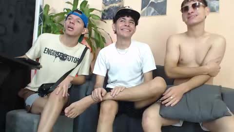 desiresofolympus_ online show from March 6, 2026, 8:27 pm