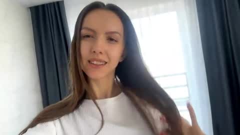 Ksenia online show from May 20, 2026, 2:51 am