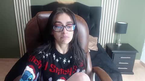 Desiring Angel online show from December 4, 2024, 6:00 am