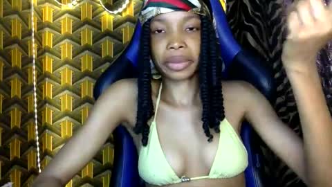 Snapshot of deslimbody90 chatting on April 26, 2026, 1:20 pm Deslimbody online show from April 26, 2026, 1:20 pm