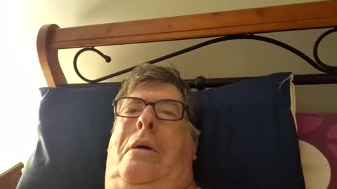 Desmon1958 online show from February 4, 2026, 7:42 pm