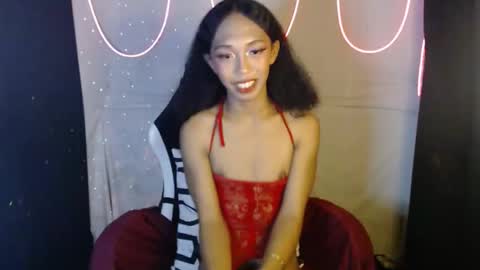 Snapshot of destinedprincess_xx chatting on April 13, 2026, 5:18 pm jenny online show from April 13, 2026, 5:18 pm