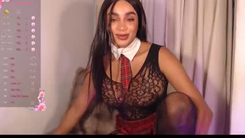 Snapshot of destinnemil chatting on March 6, 2026, 11:17 am Destinne Mill online show from March 6, 2026, 11:17 am