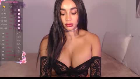 Snapshot of destinnemil chatting on March 17, 2026, 11:57 am Destinne Mill online show from March 17, 2026, 11:57 am