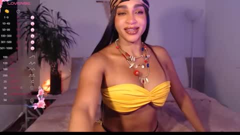 Snapshot of destinnemil chatting on April 16, 2026, 11:33 am Destinne Mill online show from April 16, 2026, 11:33 am