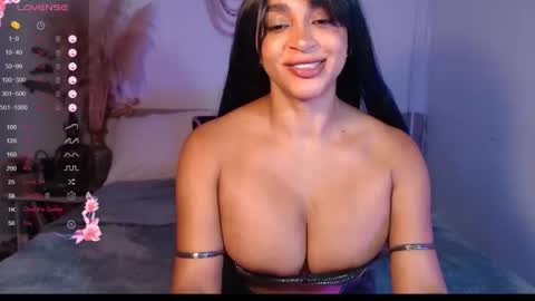 Snapshot of destinnemil chatting on April 23, 2026, 1:24 pm Destinne Mill online show from April 23, 2026, 1:24 pm