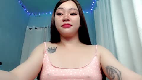 Snapshot of destinyroxie chatting on December 11, 2024, 10:58 am ROXIE  online show from December 11, 2024, 10:58 am