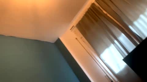 Snapshot of destrosandotelculo chatting on September 21, 2025, 5:03 pm destrosandotelculo online show from September 21, 2025, 5:03 pm