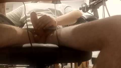 destroyingunit online show from November 25, 2025, 10:59 am