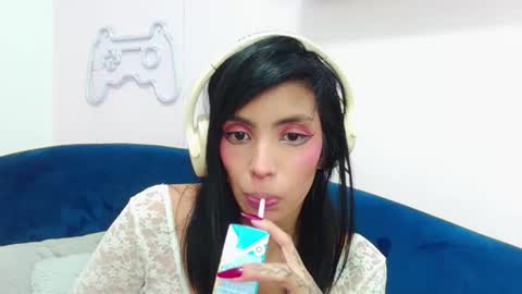 DEUX online show from August 1, 2026, 12:54 am