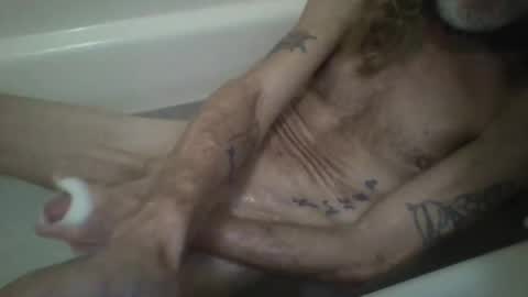 Snapshot of deviilanse chatting on December 21, 2025, 11:28 am deviilanse online show from December 21, 2025, 11:28 am