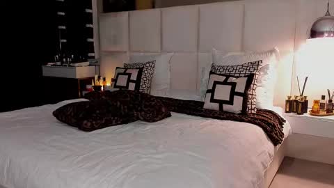 Snapshot of devil_bby chatting on November 27, 2025, 7:43 am Devil bb online show from November 27, 2025, 7:43 am